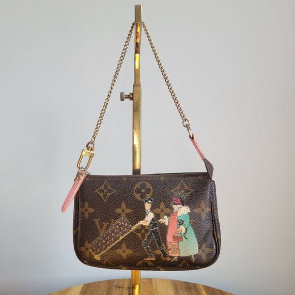 Louis Vuitton Mini Pochette Accessoire Pouch Big Lady Christmas Edition Monogram - Picture 4 of 4